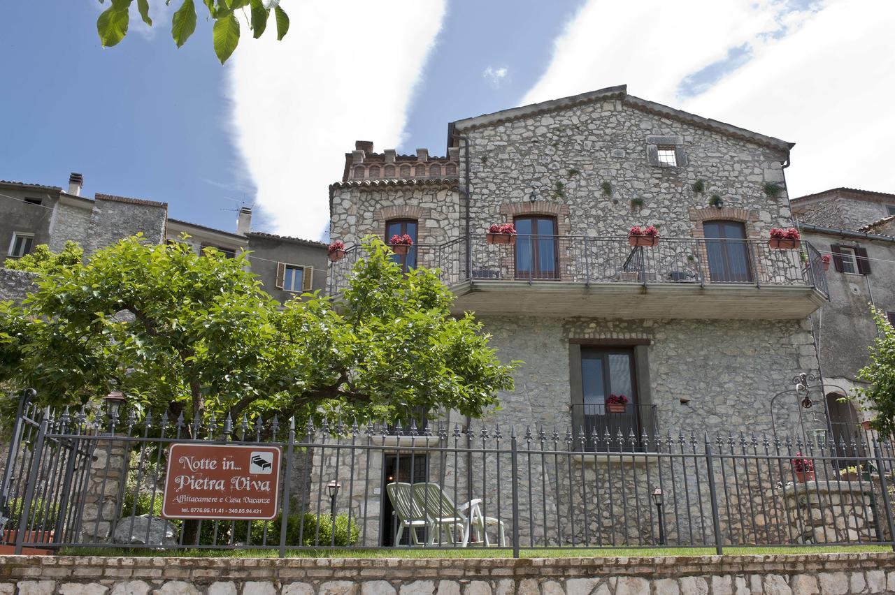 Casa Vacanze "Pietra Viva" Castelnuovo Parano Eksteriør billede